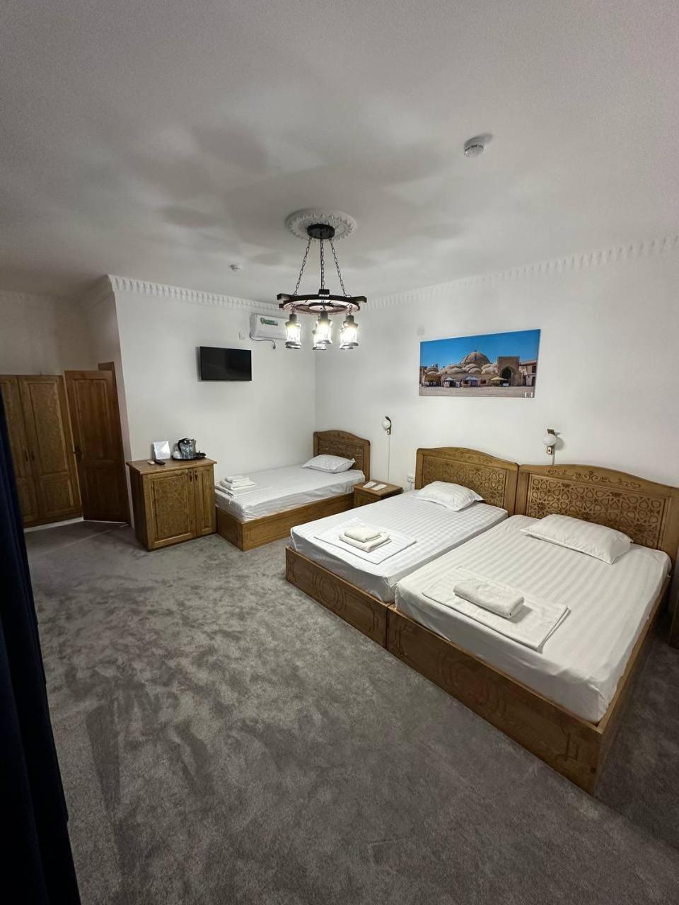 Munis Hotel Bukhara Exterior photo