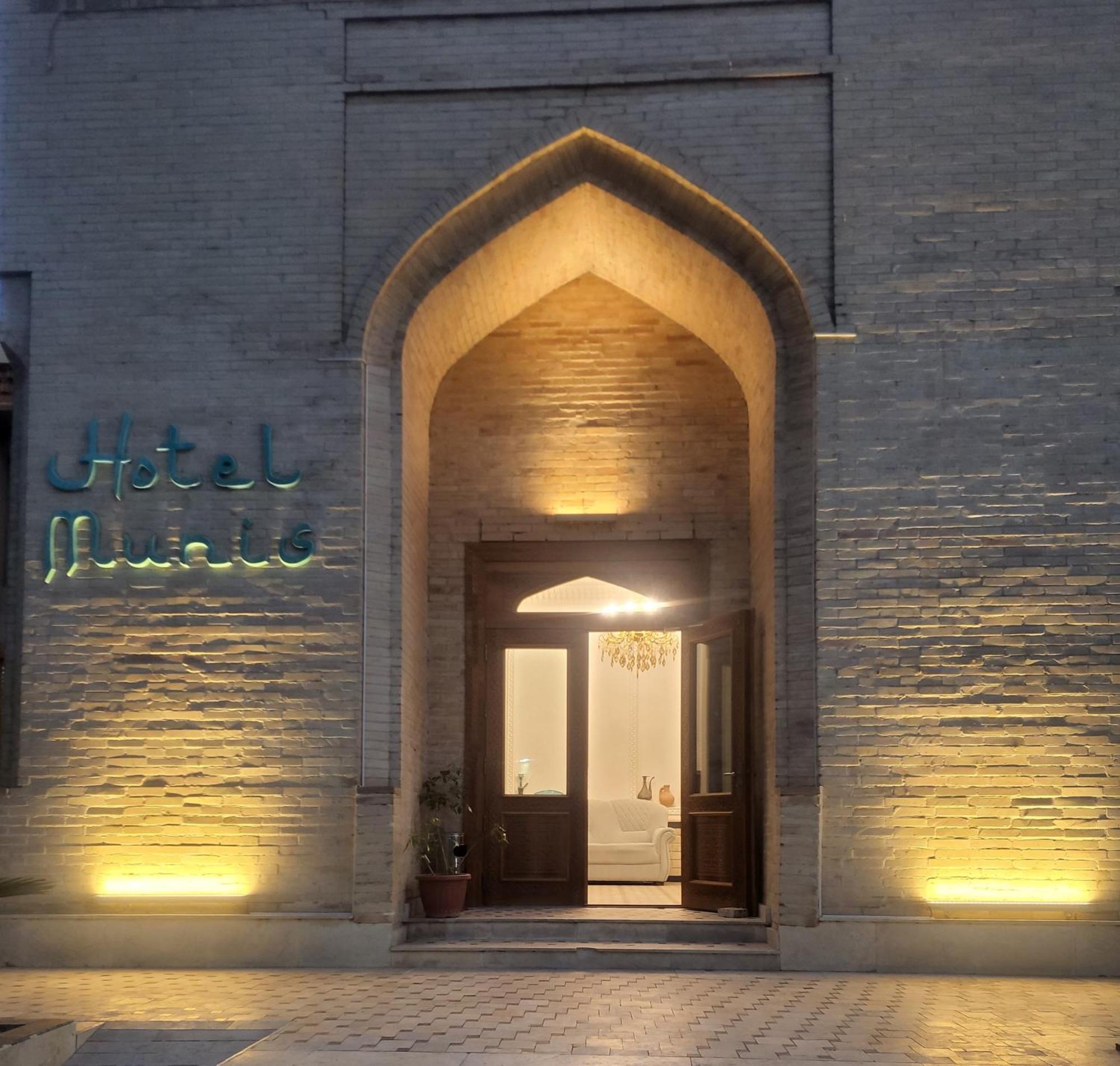 Munis Hotel Bukhara Exterior photo